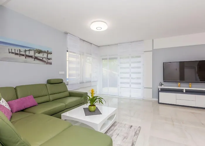 Olive Nika Mit Privatem Pool By Interhome *