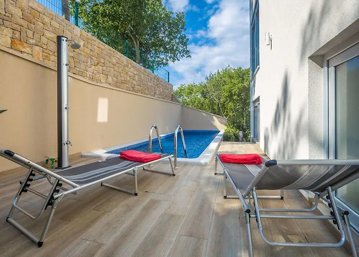 Holiday home Olive Nika Mit Privatem Pool By Interhome Malinska