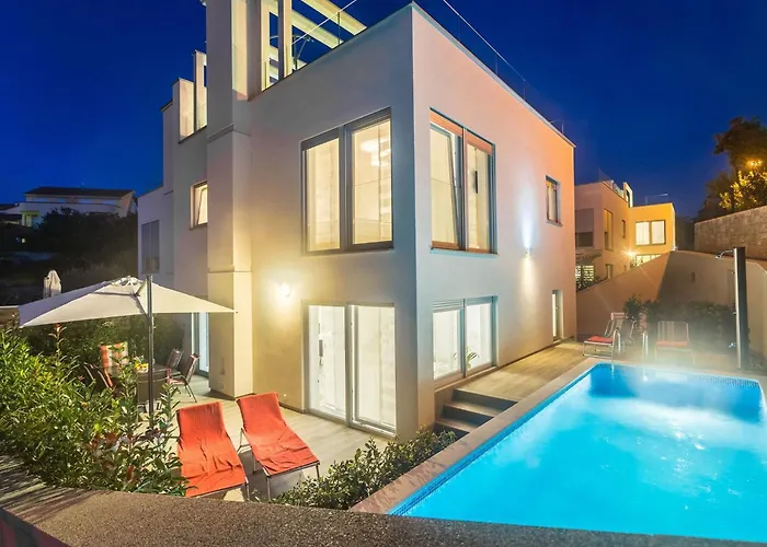 Olive Nika Mit Privatem Pool By Interhome Prázdninový dům Malinska